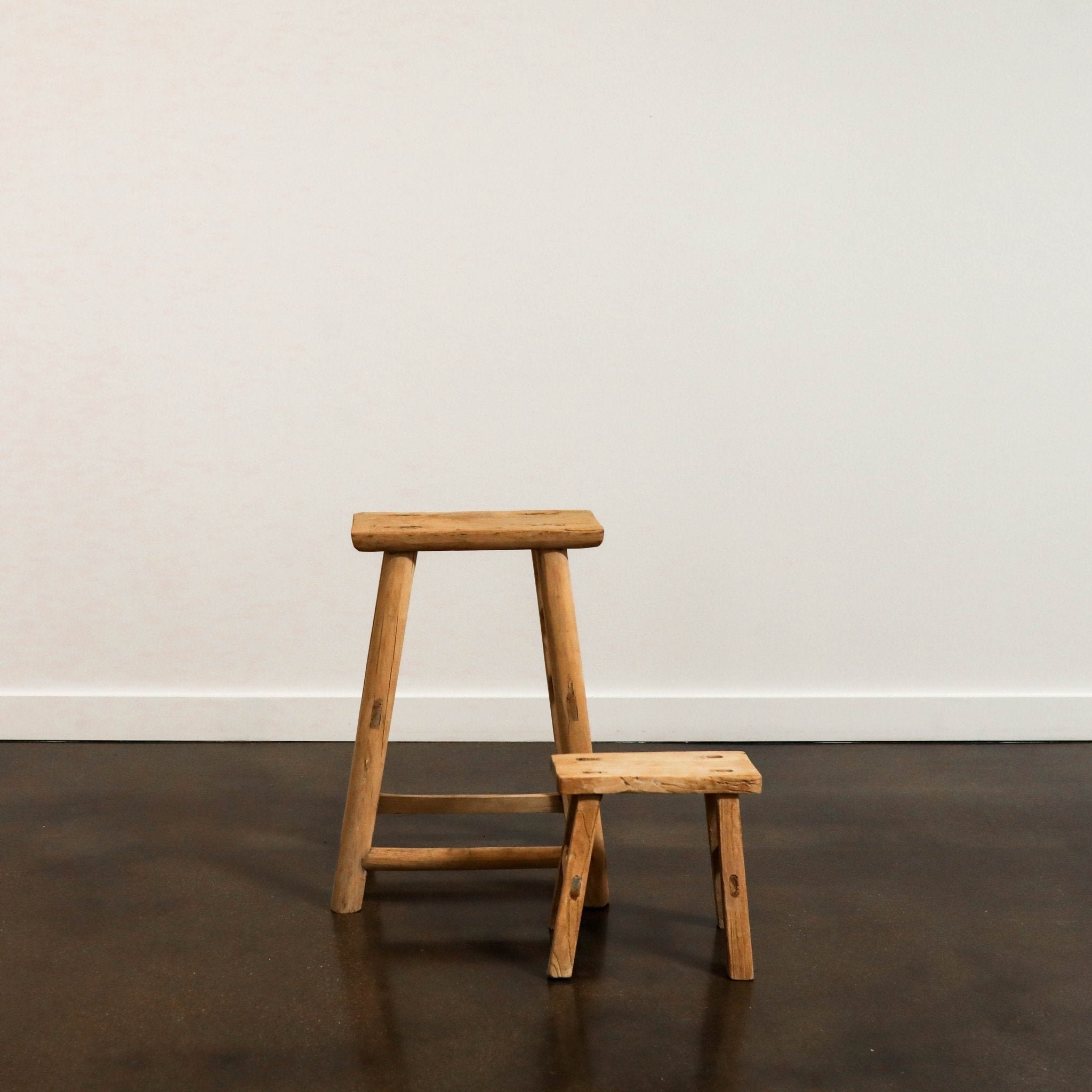 Elm Stool, Mini