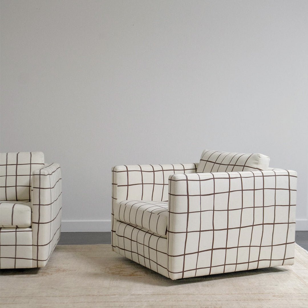 A Pair of Knoll Pfister Club Chairs