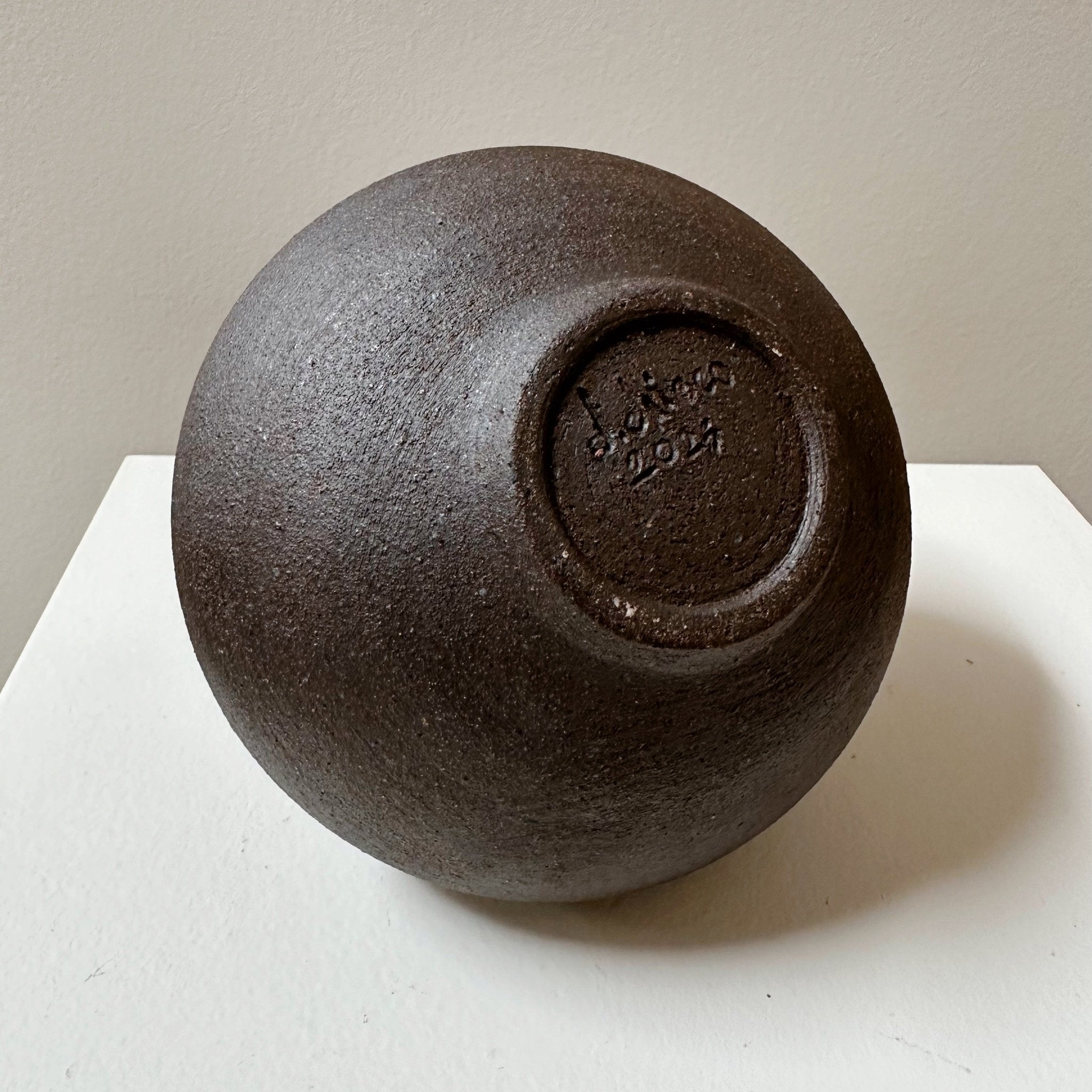 Black Clay Wide Bottleneck Vase