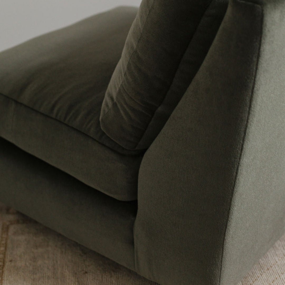 A Pair of Slipper Chairs by Burov Paris | 1975
