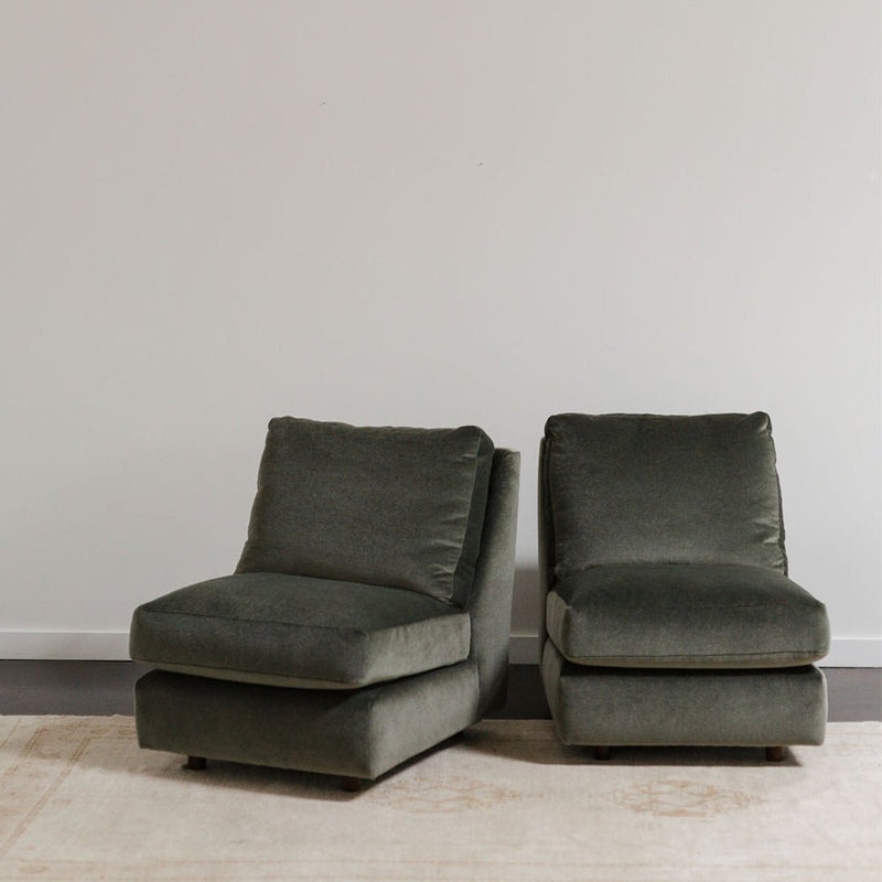 A Pair of Slipper Chairs by Burov Paris | 1975
