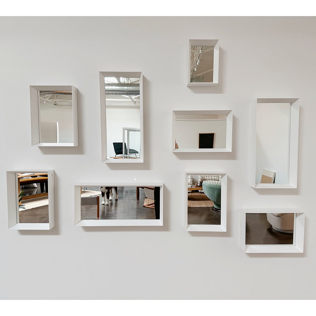 D.950.1 Frames with Mirror by Gio Ponti for Molteni & C