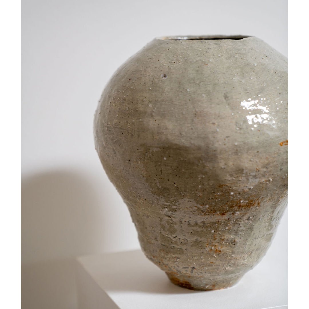 Large Japanese Style Shigaraki Vessel