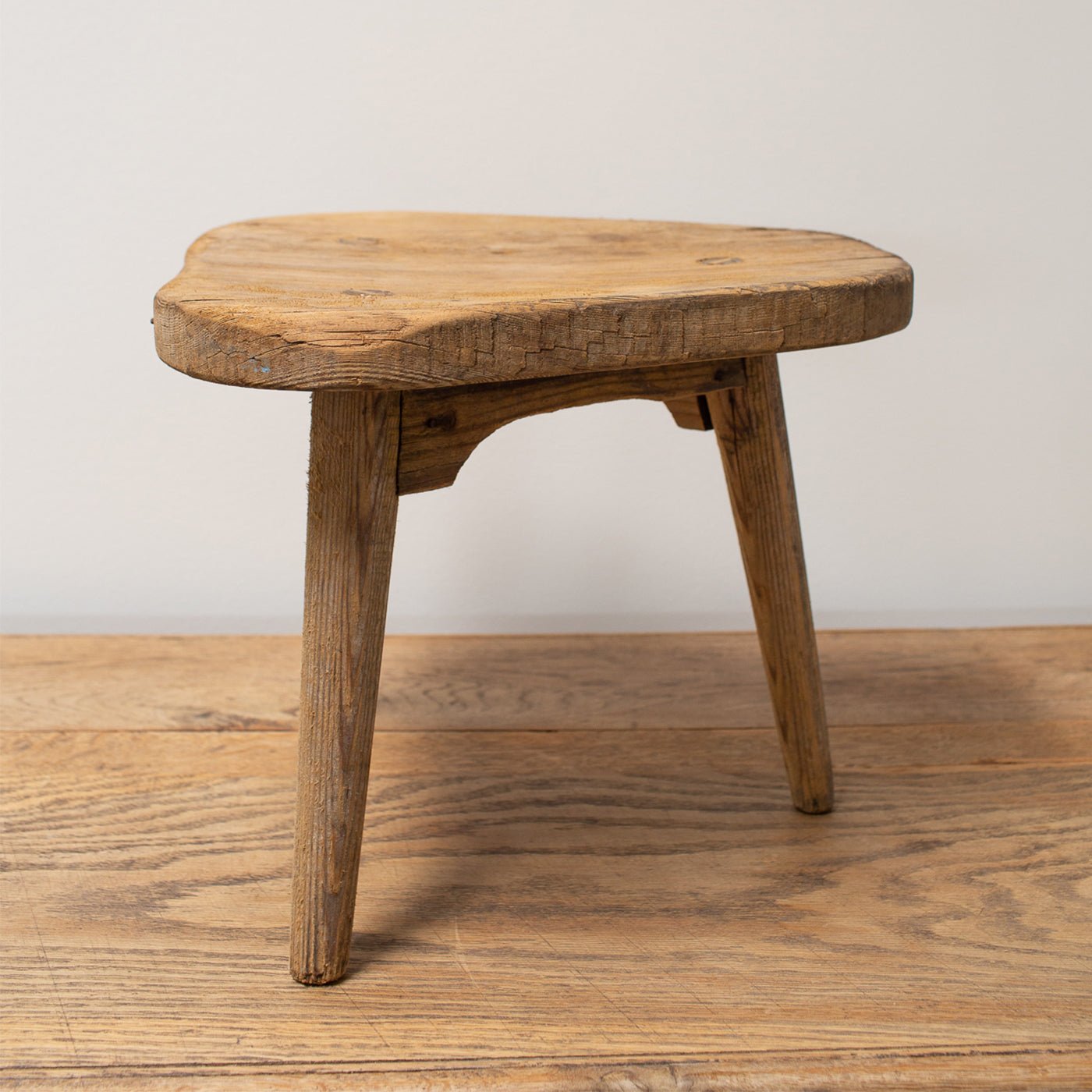 French Milking Stool