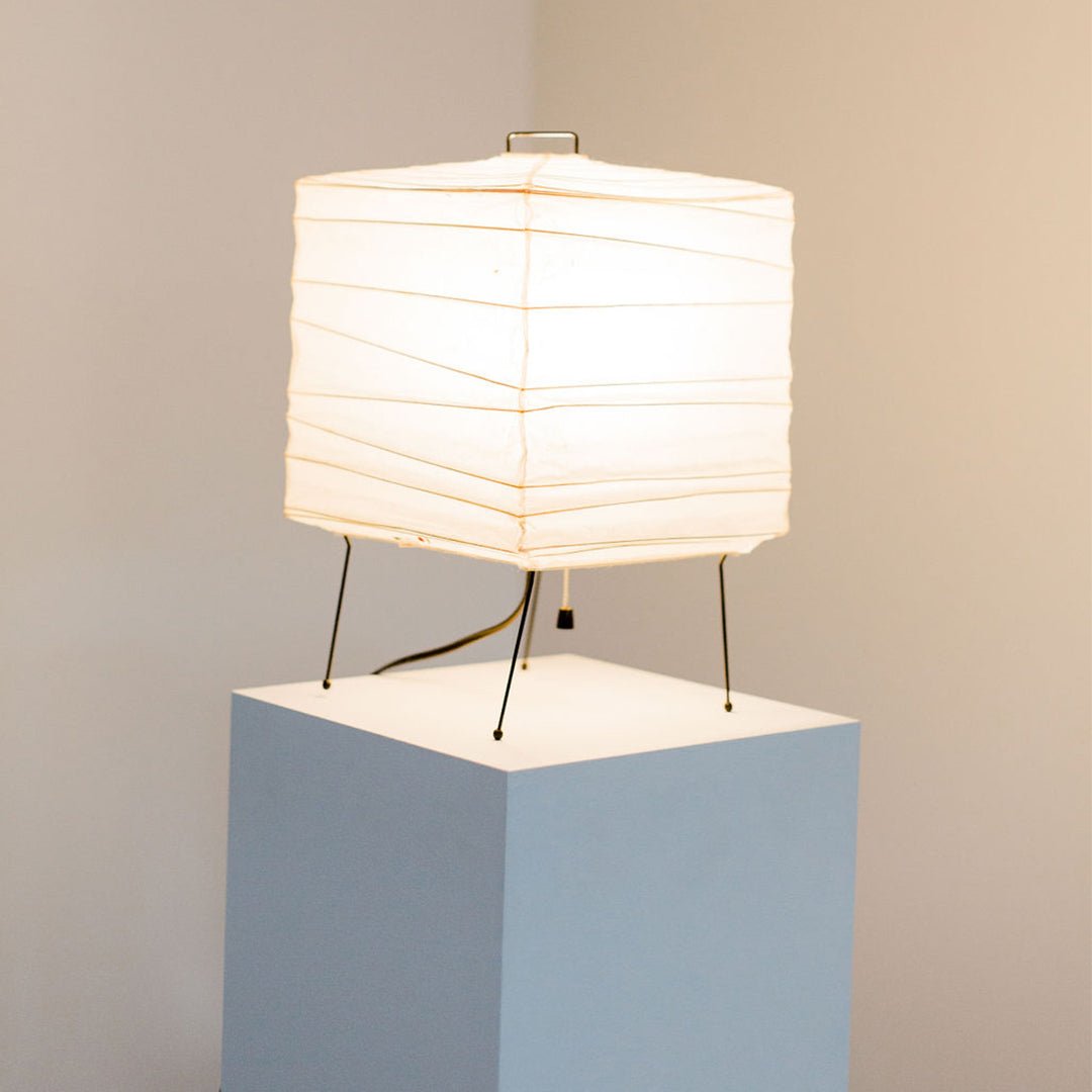 Early Isamu Noguchi Akari Light Sculpture, Model 3X