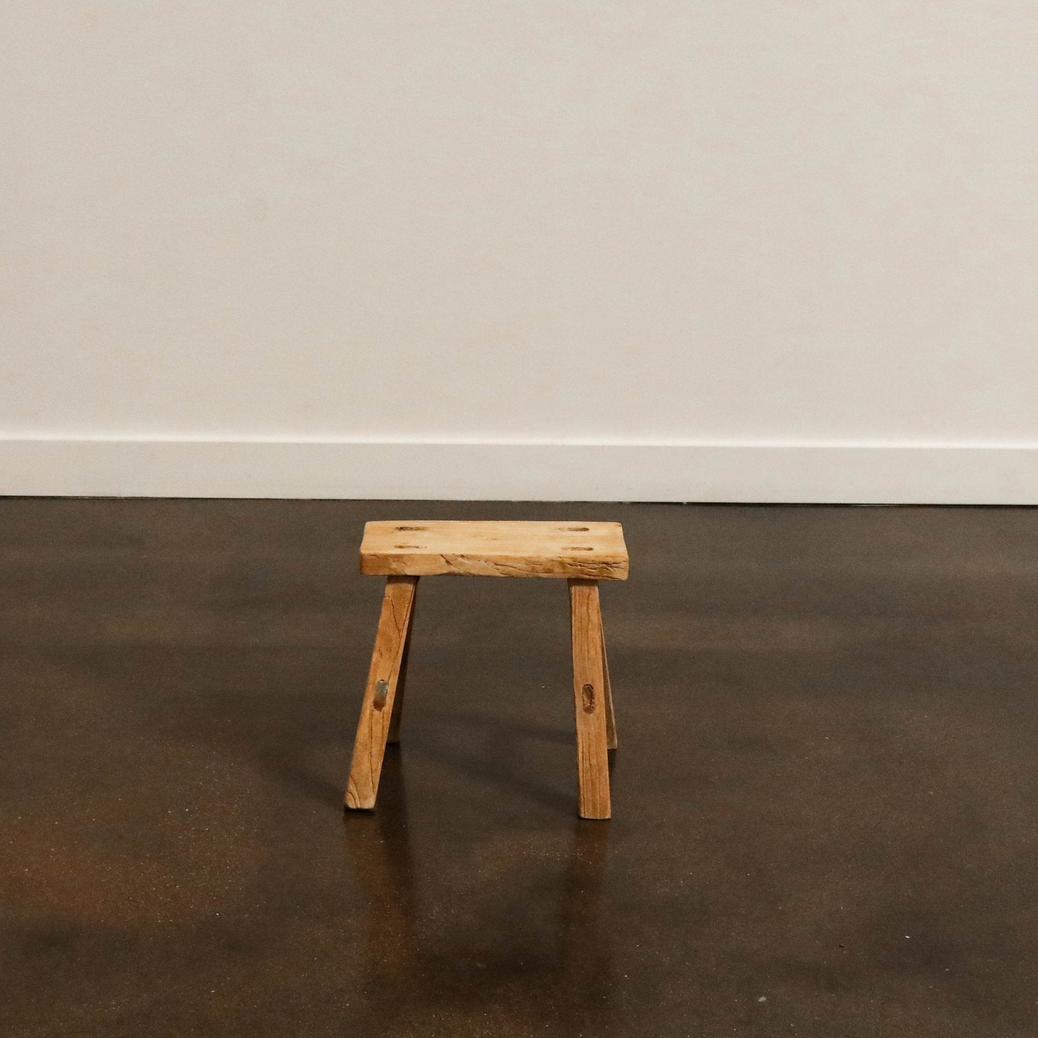Elm Stool, Mini
