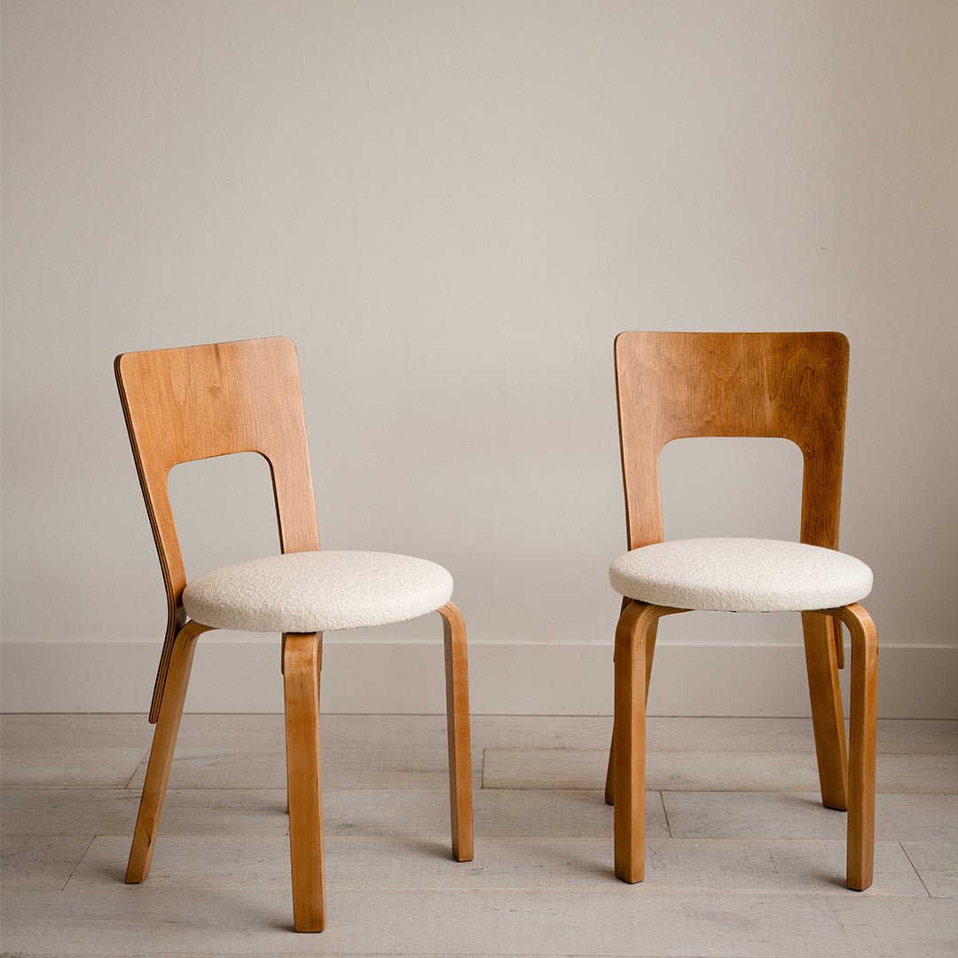 A Pair of Alvar Aalto Side Chairs for Artek Model 66