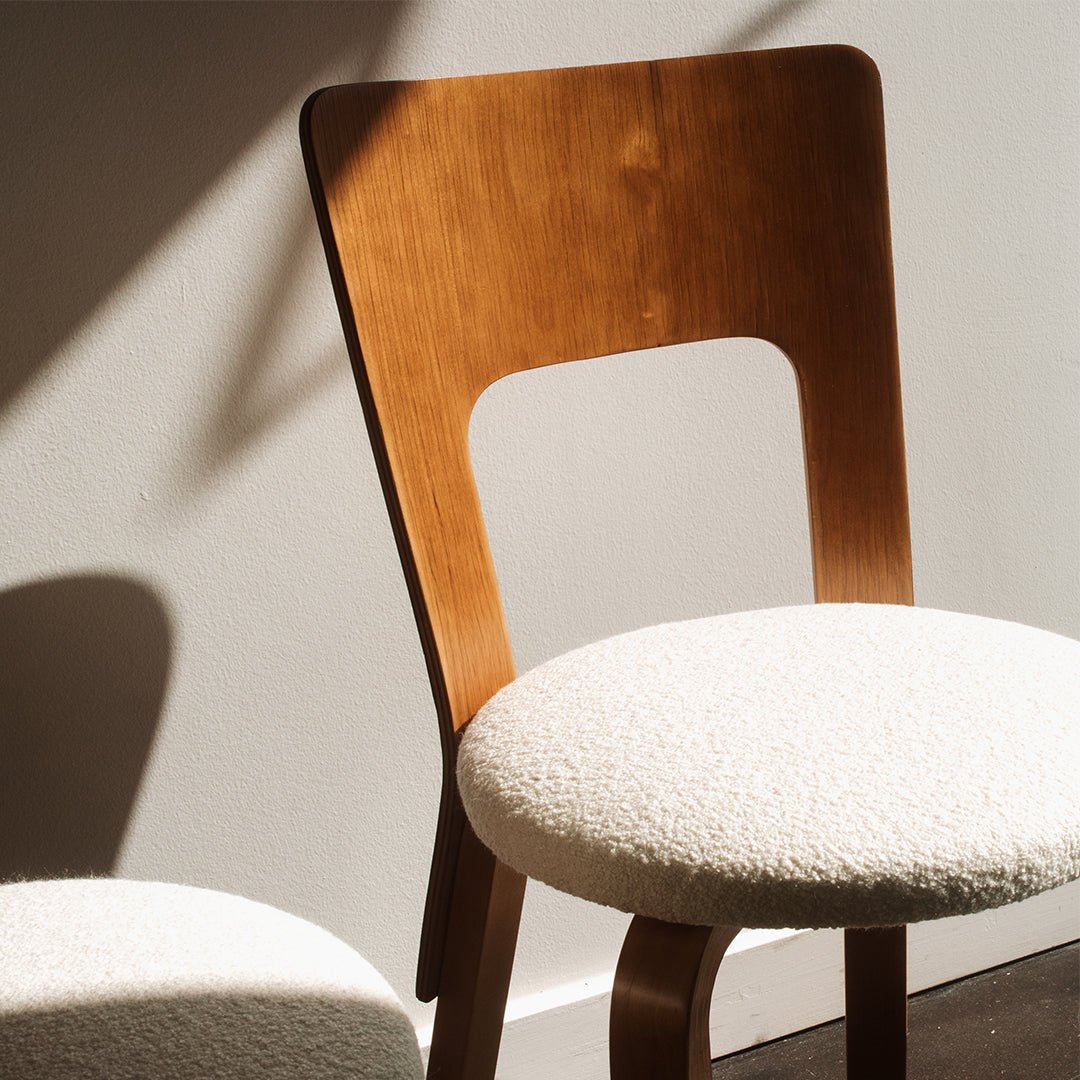 A Pair of Alvar Aalto Side Chairs for Artek Model 66