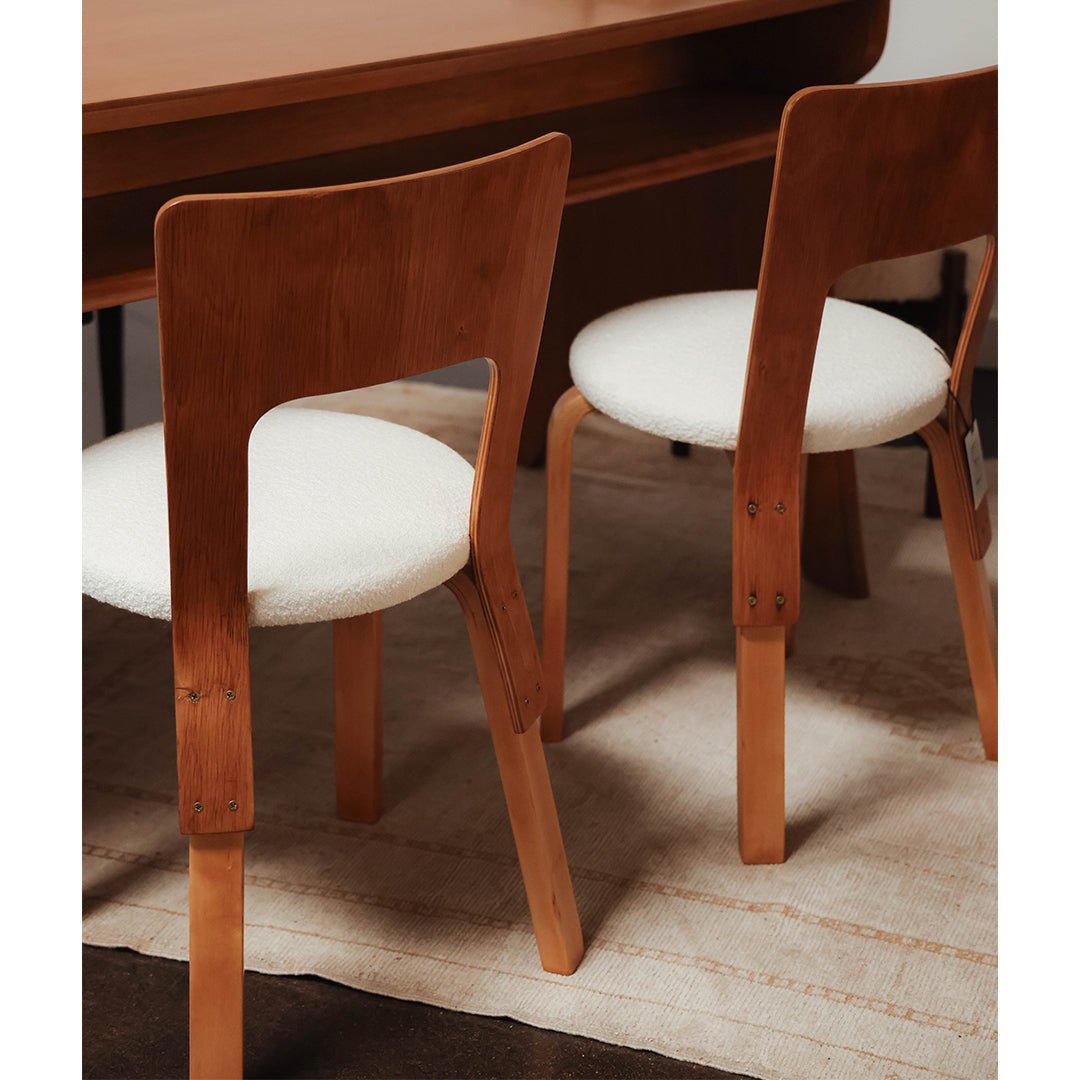 A Pair of Alvar Aalto Side Chairs for Artek Model 66