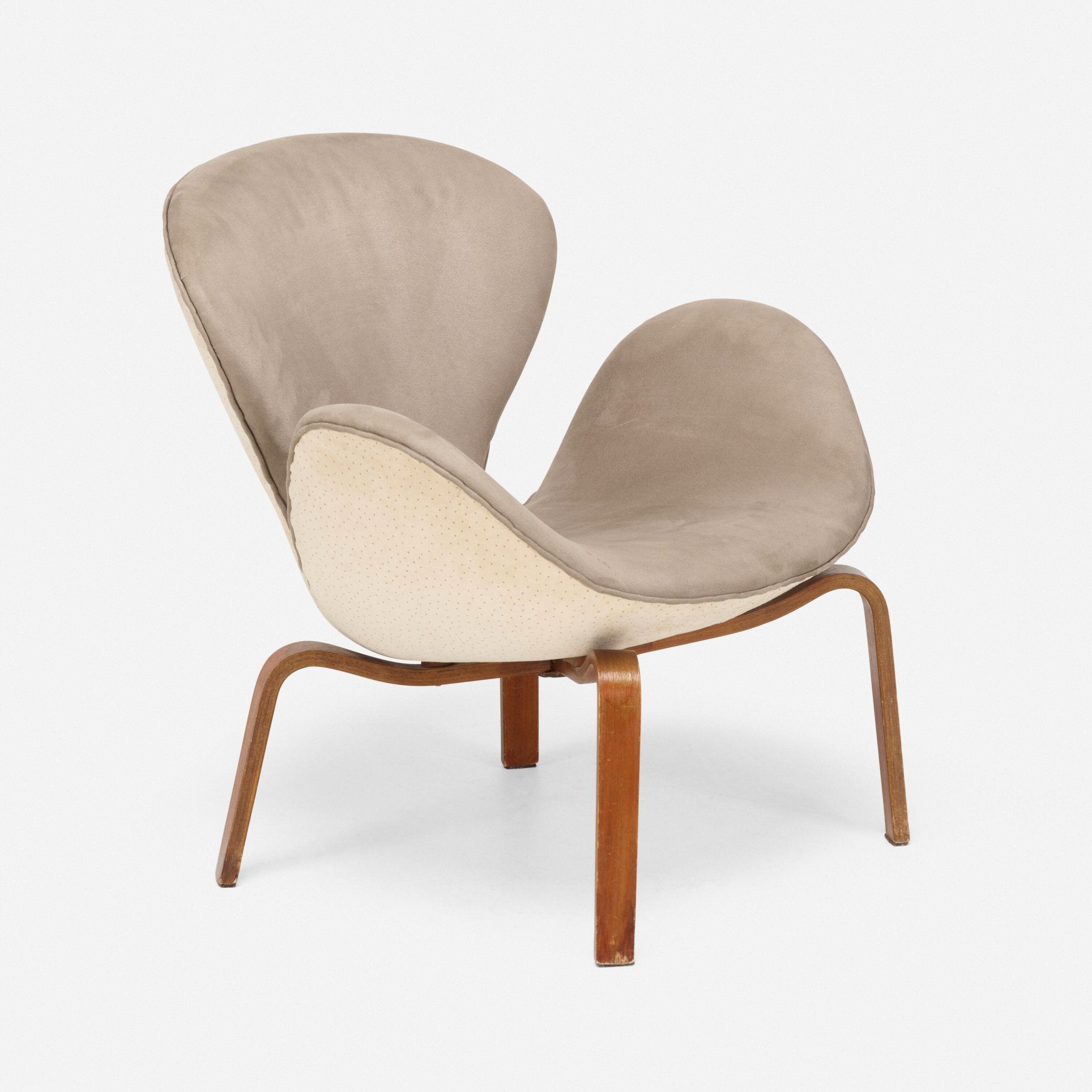 Early 'Swan' Chair Model No. 4325 by Arne Jacobson